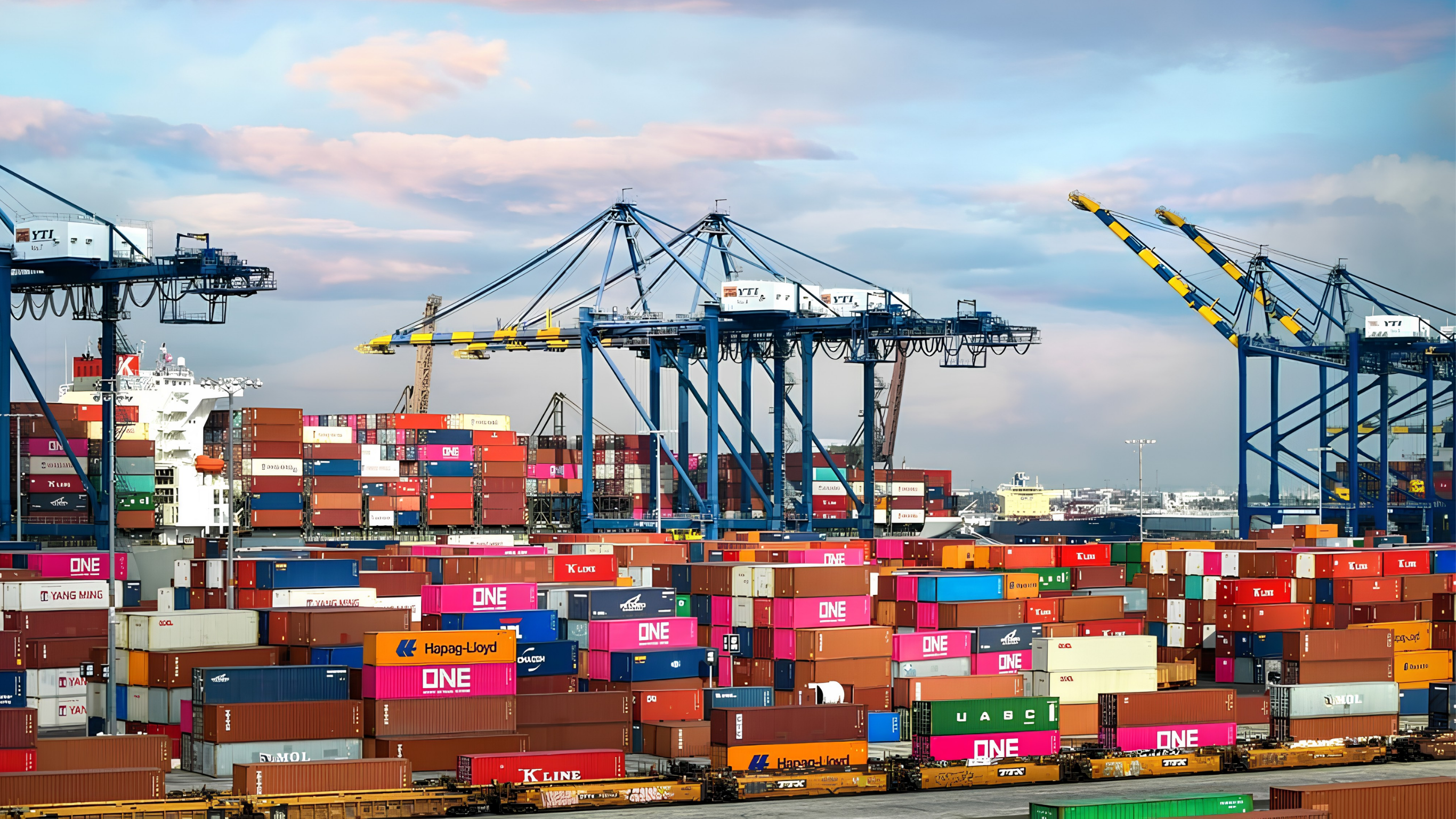 Logistics xanh giúp doanh nghiệp tối ưu chuỗi cung ứng và hướng đến phát triển bền vững